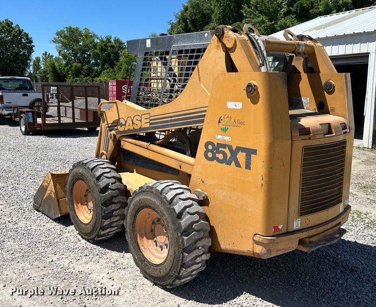 image for item EJ6871 1999 Case 85XT skid steer loader