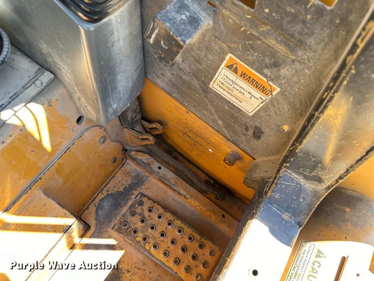 image for item EJ6871 1999 Case 85XT skid steer loader