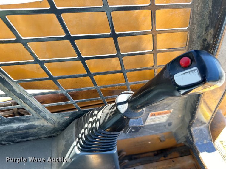 image for item EJ6871 1999 Case 85XT skid steer loader