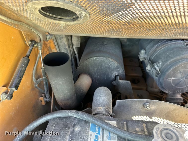 image for item EJ6871 1999 Case 85XT skid steer loader