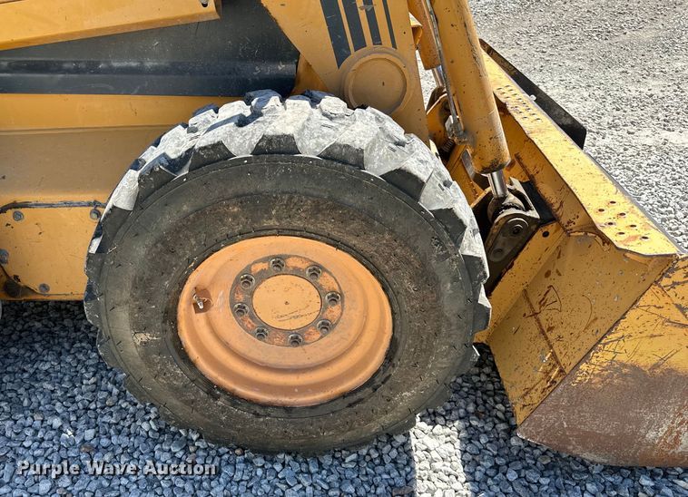 image for item EJ6871 1999 Case 85XT skid steer loader