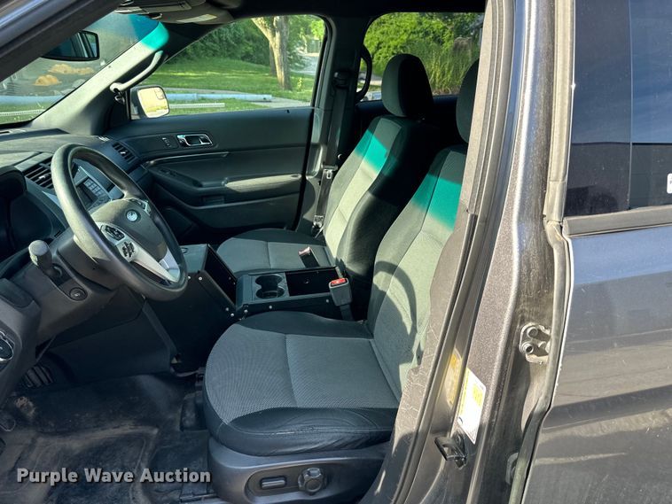 image for item EJ6879 2014 Ford Explorer Police Interceptor  SUV