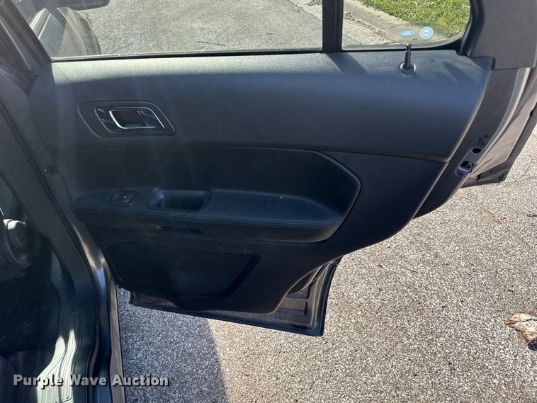 image for item EJ6879 2014 Ford Explorer Police Interceptor  SUV