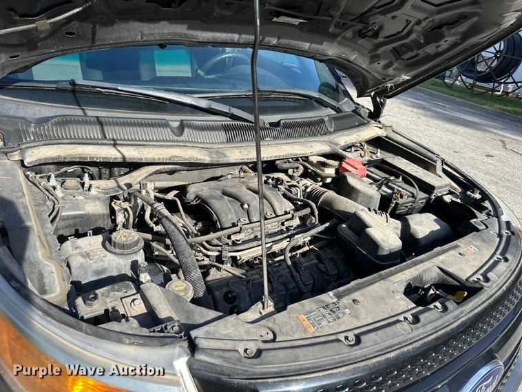 image for item EJ6879 2014 Ford Explorer Police Interceptor  SUV