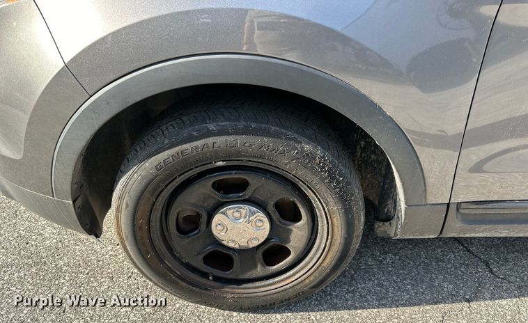 image for item EJ6879 2014 Ford Explorer Police Interceptor  SUV