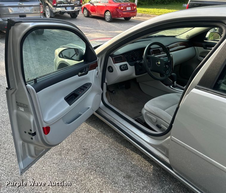 image for item EJ6880 2008 Chevrolet  Impala LS 