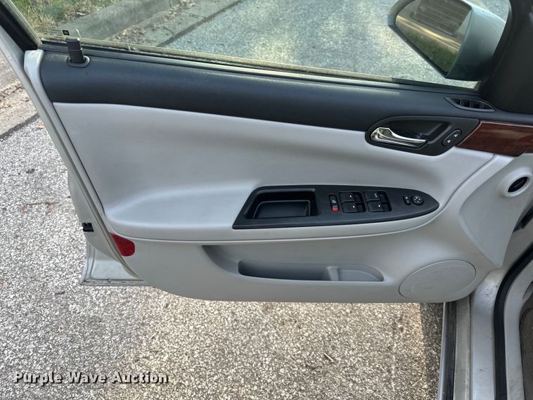 image for item EJ6880 2008 Chevrolet  Impala LS 