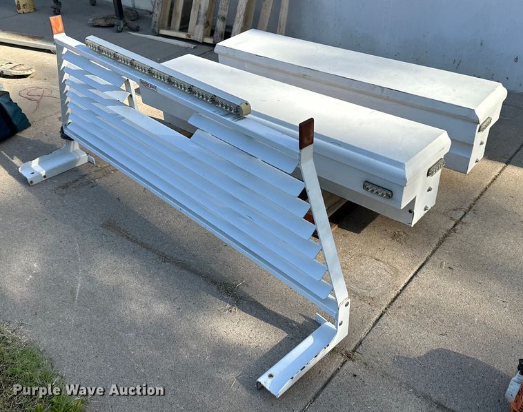 image for item EJ6884 Pickup truck parts 