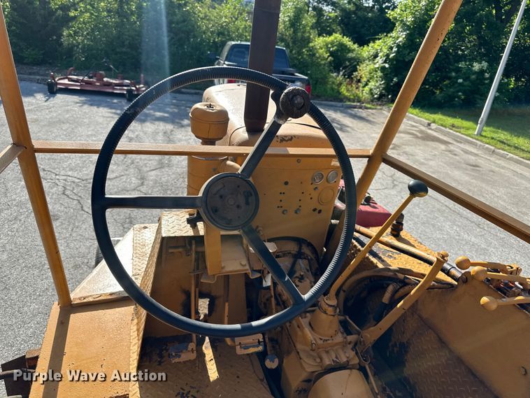 image for item EJ6890 Broce  broom