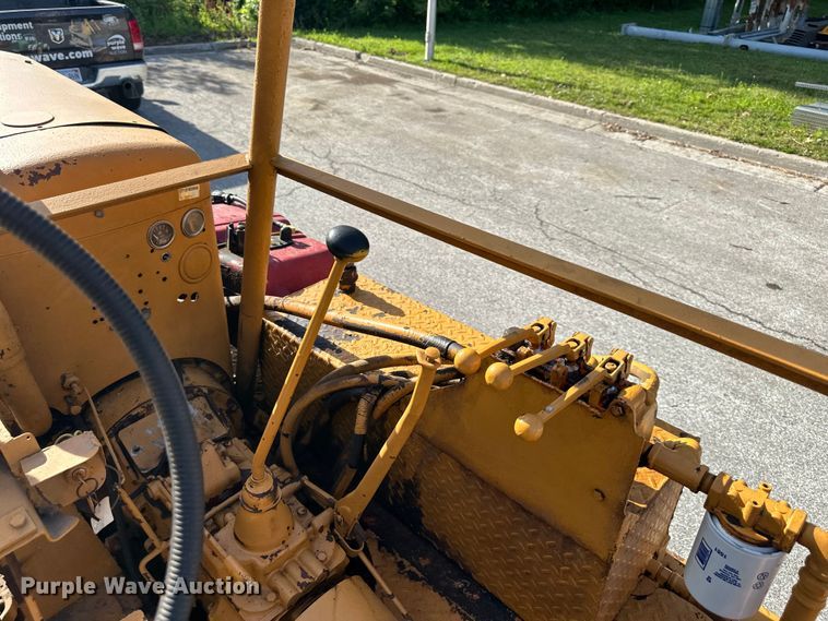 image for item EJ6890 Broce  broom