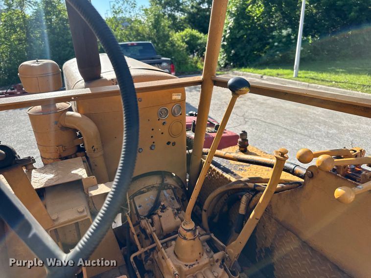 image for item EJ6890 Broce  broom