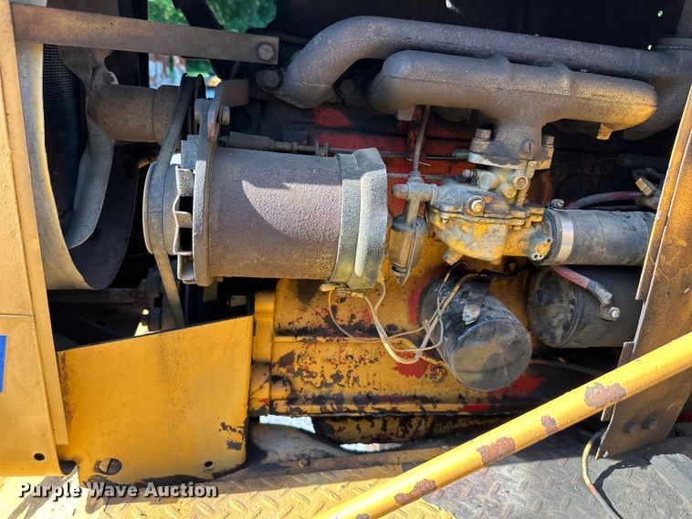 image for item EJ6890 Broce  broom