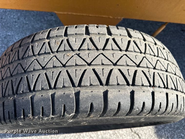 image for item EJ6890 Broce  broom