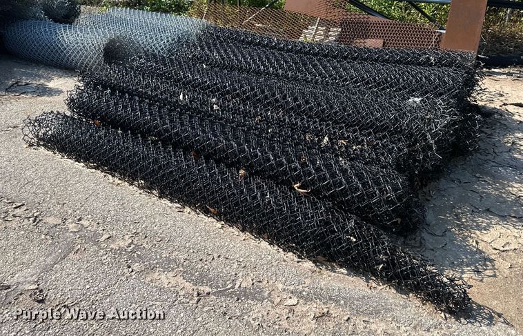image for item EJ6927 Chain link fence 