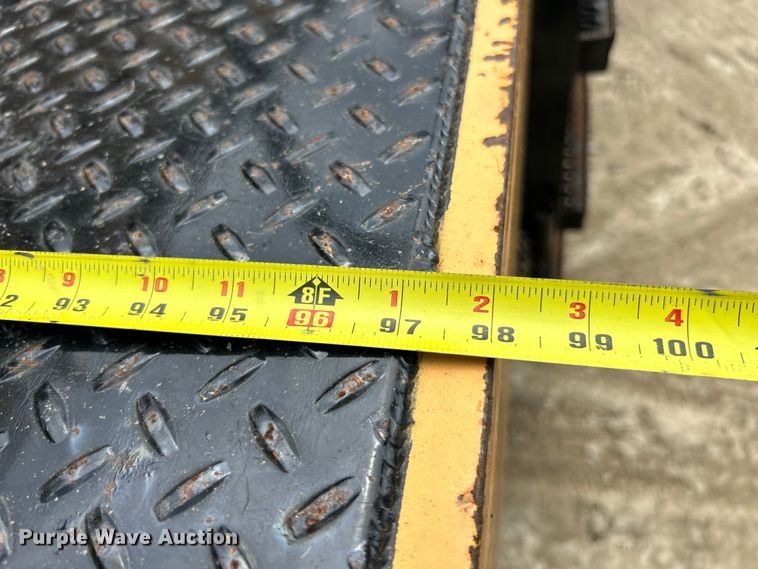 image for item EK4742 2009 International  Workstar 7400 SBA  bucket truck