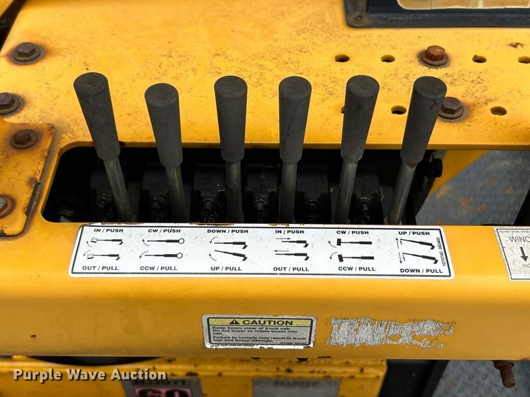 image for item EK4742 2009 International  Workstar 7400 SBA  bucket truck