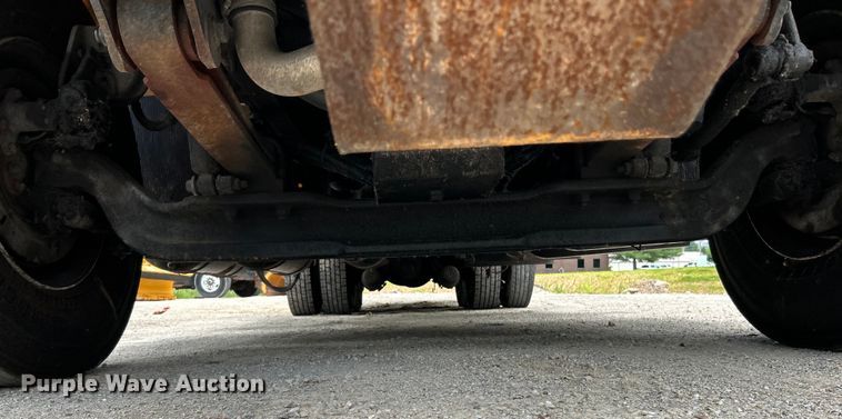 image for item EK4742 2009 International  Workstar 7400 SBA  bucket truck