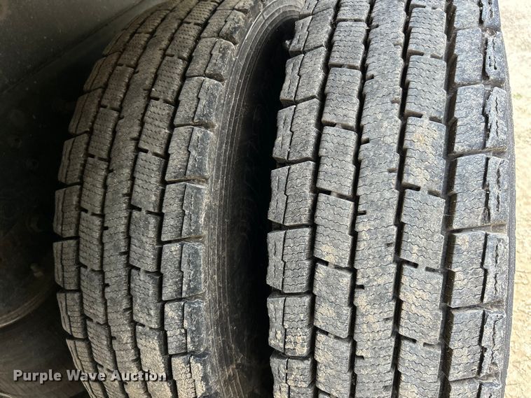 image for item EK4742 2009 International  Workstar 7400 SBA  bucket truck