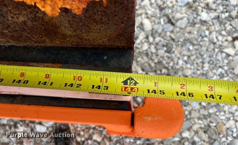 image for item EK4745 2005 International  7400 dump truck