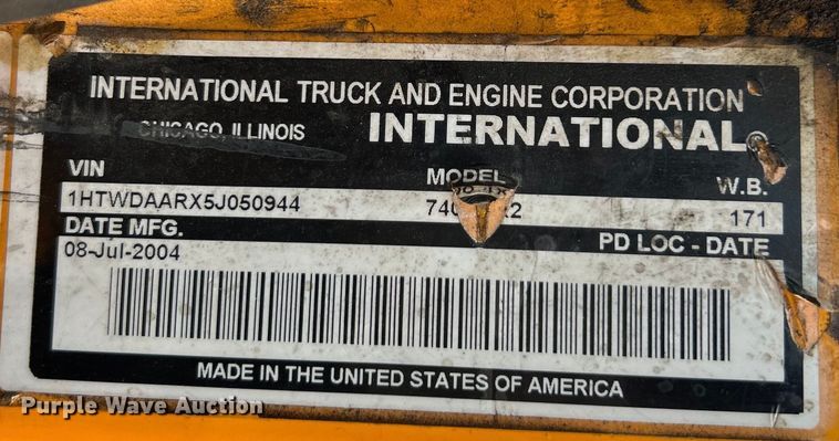 image for item EK4745 2005 International  7400 dump truck