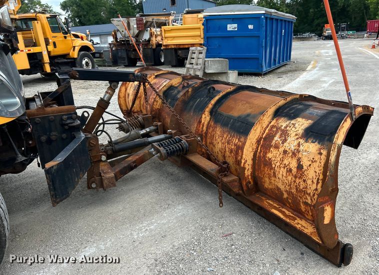 image for item EK4746 2006 International  7400 dump truck