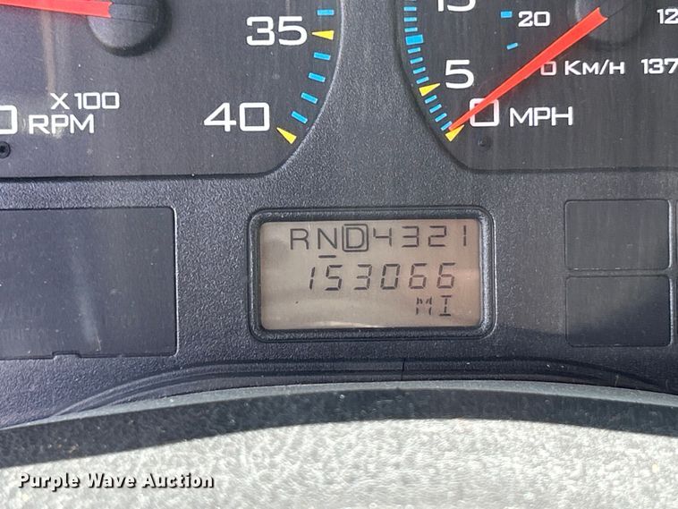 image for item EK4746 2006 International  7400 dump truck