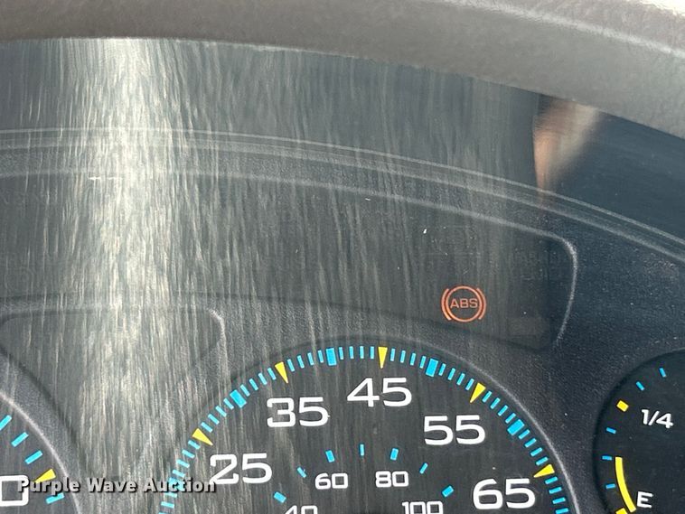 image for item EK4746 2006 International  7400 dump truck