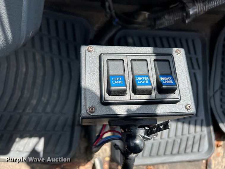 image for item EK4746 2006 International  7400 dump truck