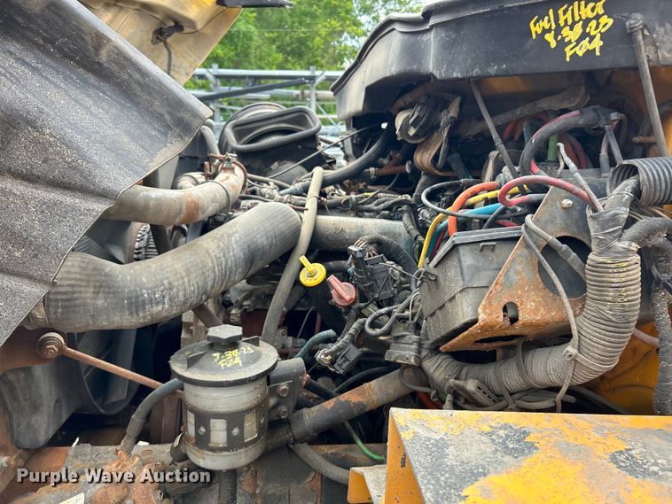 image for item EK4746 2006 International  7400 dump truck