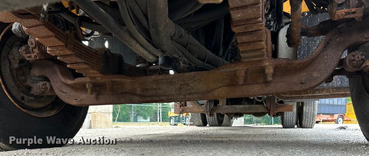 image for item EK4746 2006 International  7400 dump truck