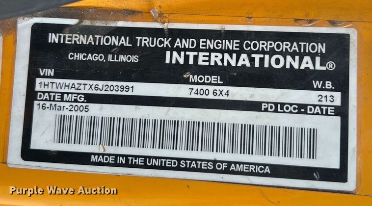 image for item EK4746 2006 International  7400 dump truck