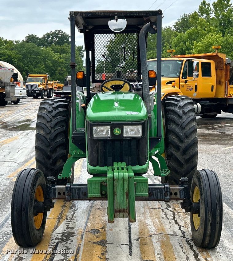 image for item EK4747 2005 John Deere 5525 tractor