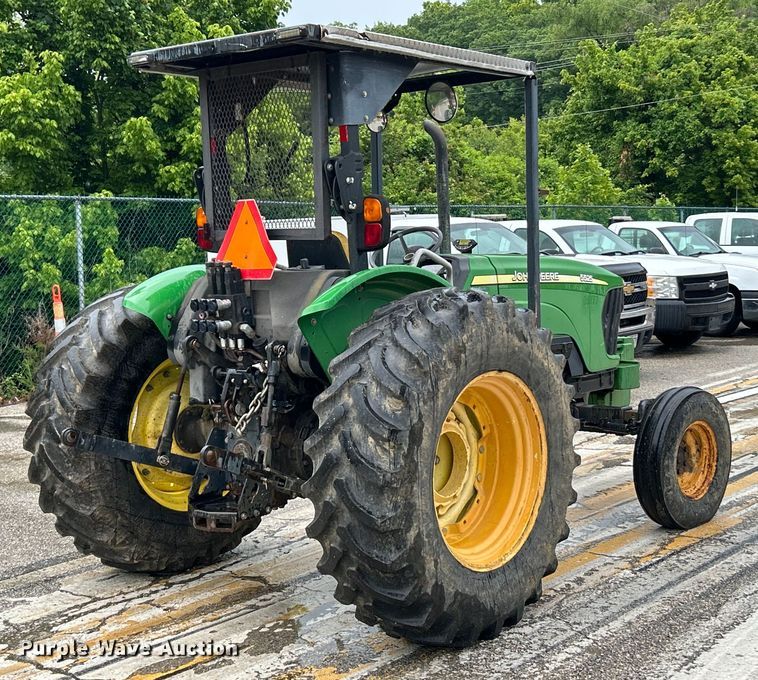 image for item EK4747 2005 John Deere 5525 tractor