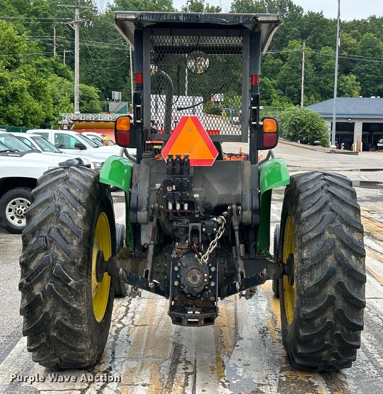 image for item EK4747 2005 John Deere 5525 tractor