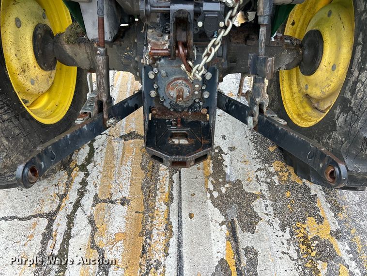 image for item EK4747 2005 John Deere 5525 tractor