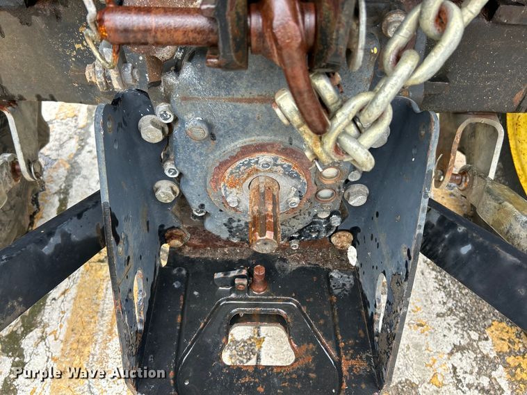 image for item EK4747 2005 John Deere 5525 tractor