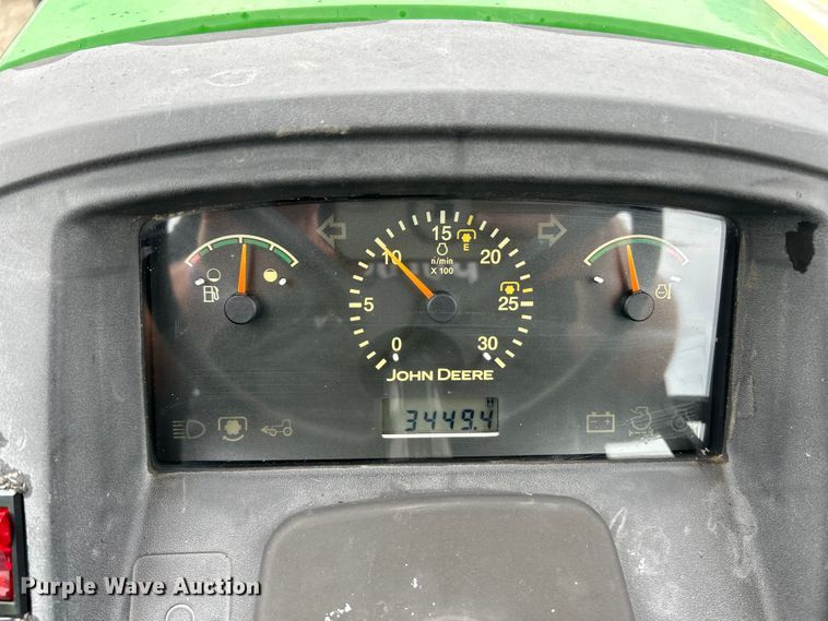 image for item EK4747 2005 John Deere 5525 tractor