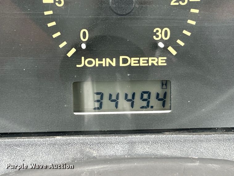 image for item EK4747 2005 John Deere 5525 tractor