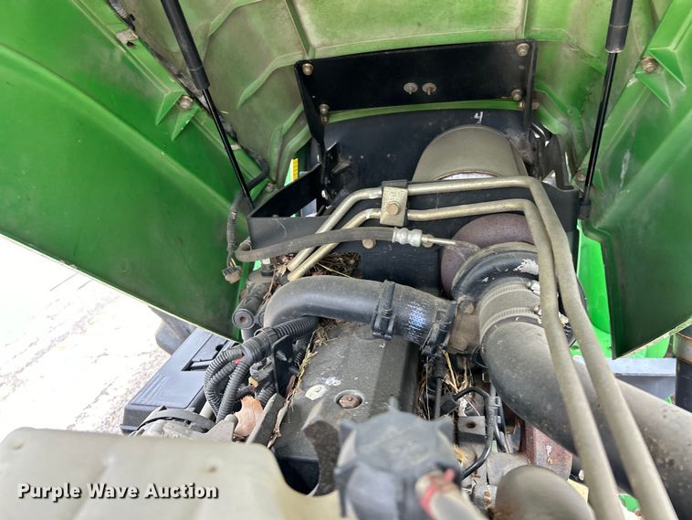 image for item EK4747 2005 John Deere 5525 tractor