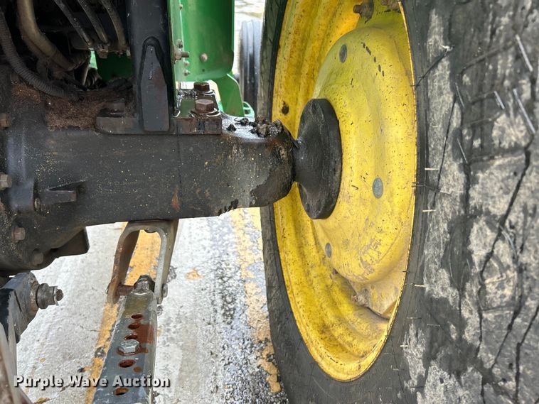 image for item EK4747 2005 John Deere 5525 tractor