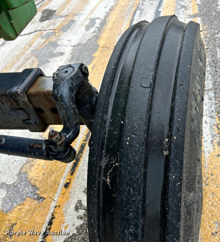 image for item EK4747 2005 John Deere 5525 tractor