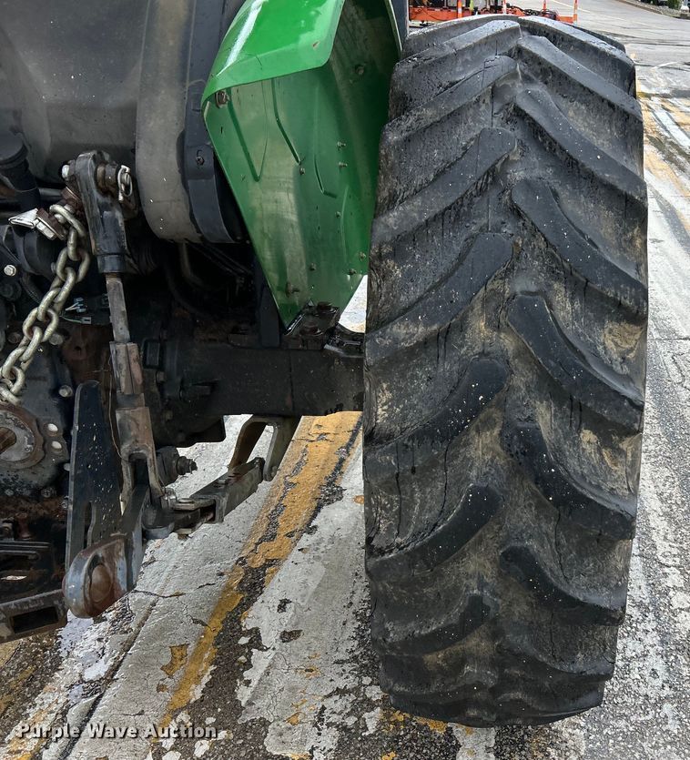 image for item EK4747 2005 John Deere 5525 tractor