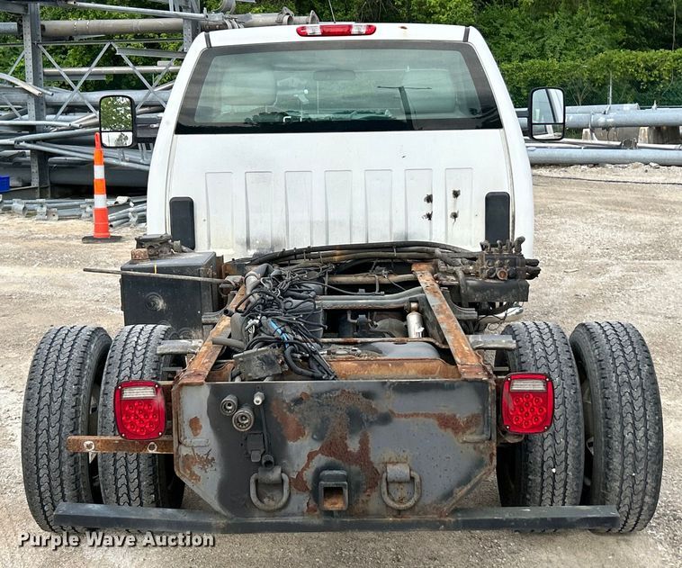 image for item EK4750 2009 Chevrolet  Silverado 3500HD truck cab and chassis