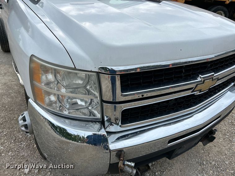 image for item EK4750 2009 Chevrolet  Silverado 3500HD truck cab and chassis