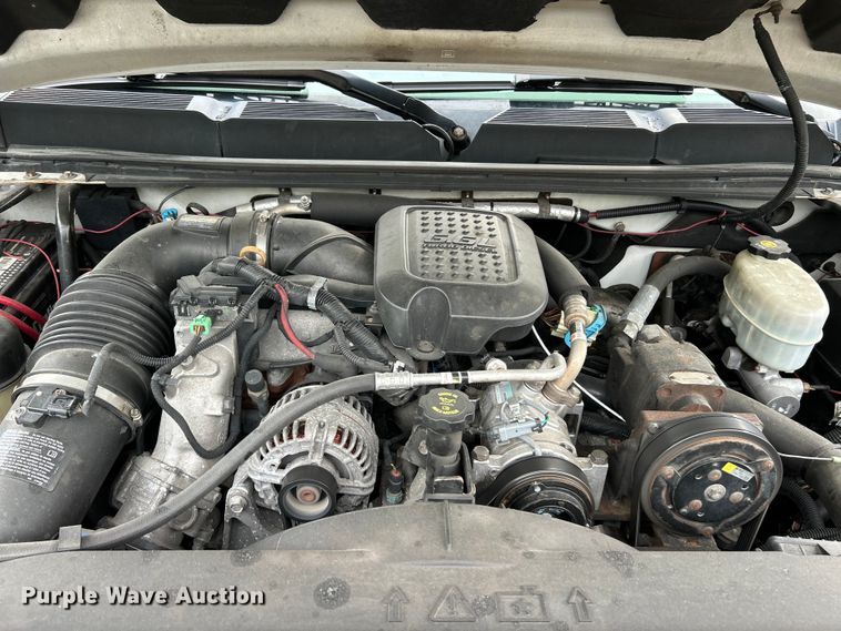 image for item EK4750 2009 Chevrolet  Silverado 3500HD truck cab and chassis