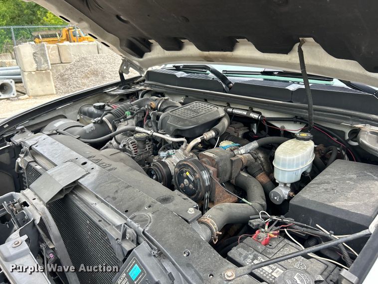image for item EK4750 2009 Chevrolet  Silverado 3500HD truck cab and chassis