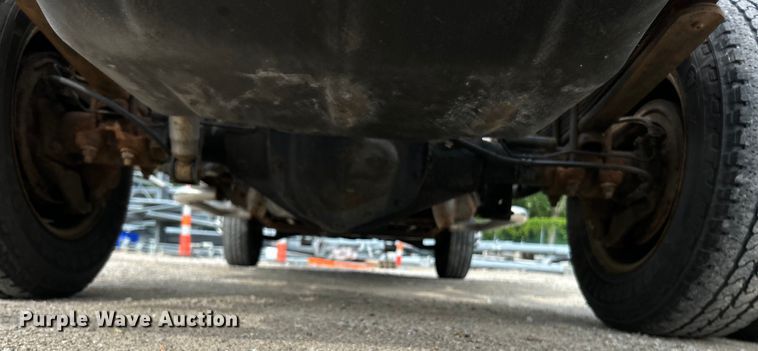 image for item EK4750 2009 Chevrolet  Silverado 3500HD truck cab and chassis