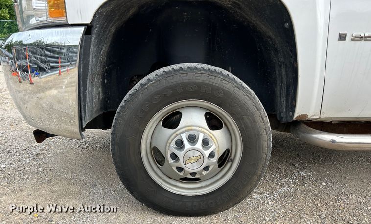 image for item EK4750 2009 Chevrolet  Silverado 3500HD truck cab and chassis