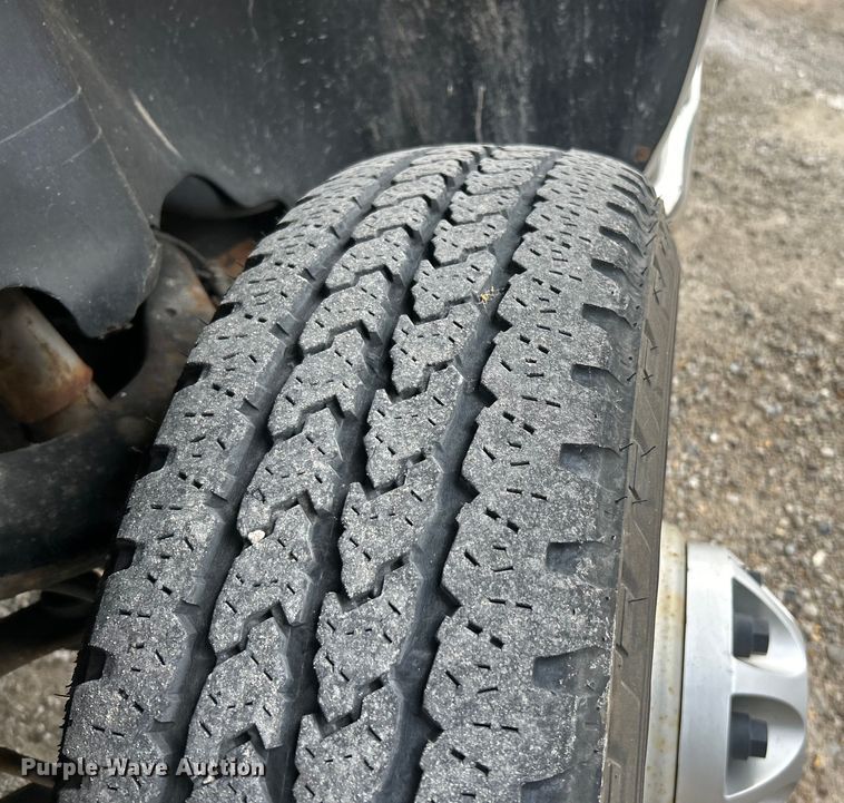 image for item EK4750 2009 Chevrolet  Silverado 3500HD truck cab and chassis