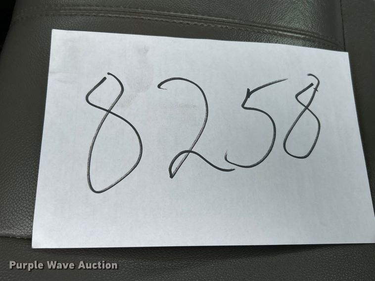 image for item EK4750 2009 Chevrolet  Silverado 3500HD truck cab and chassis